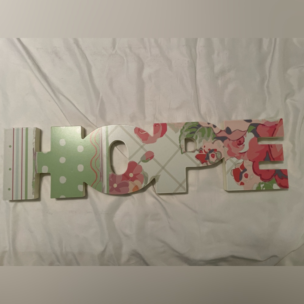 Wall/shelf  decor